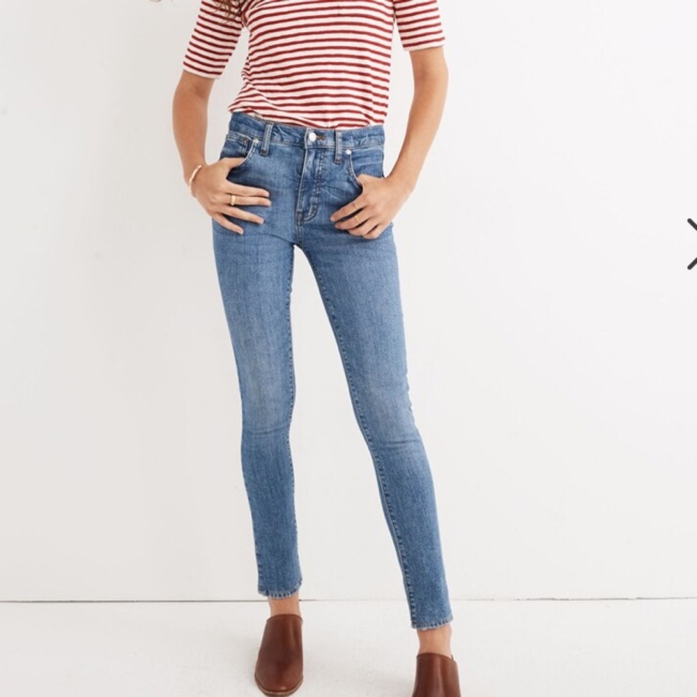 Madewell - size 24- 9" Mid-Rise Skinny Jeans in Comfort Stretch